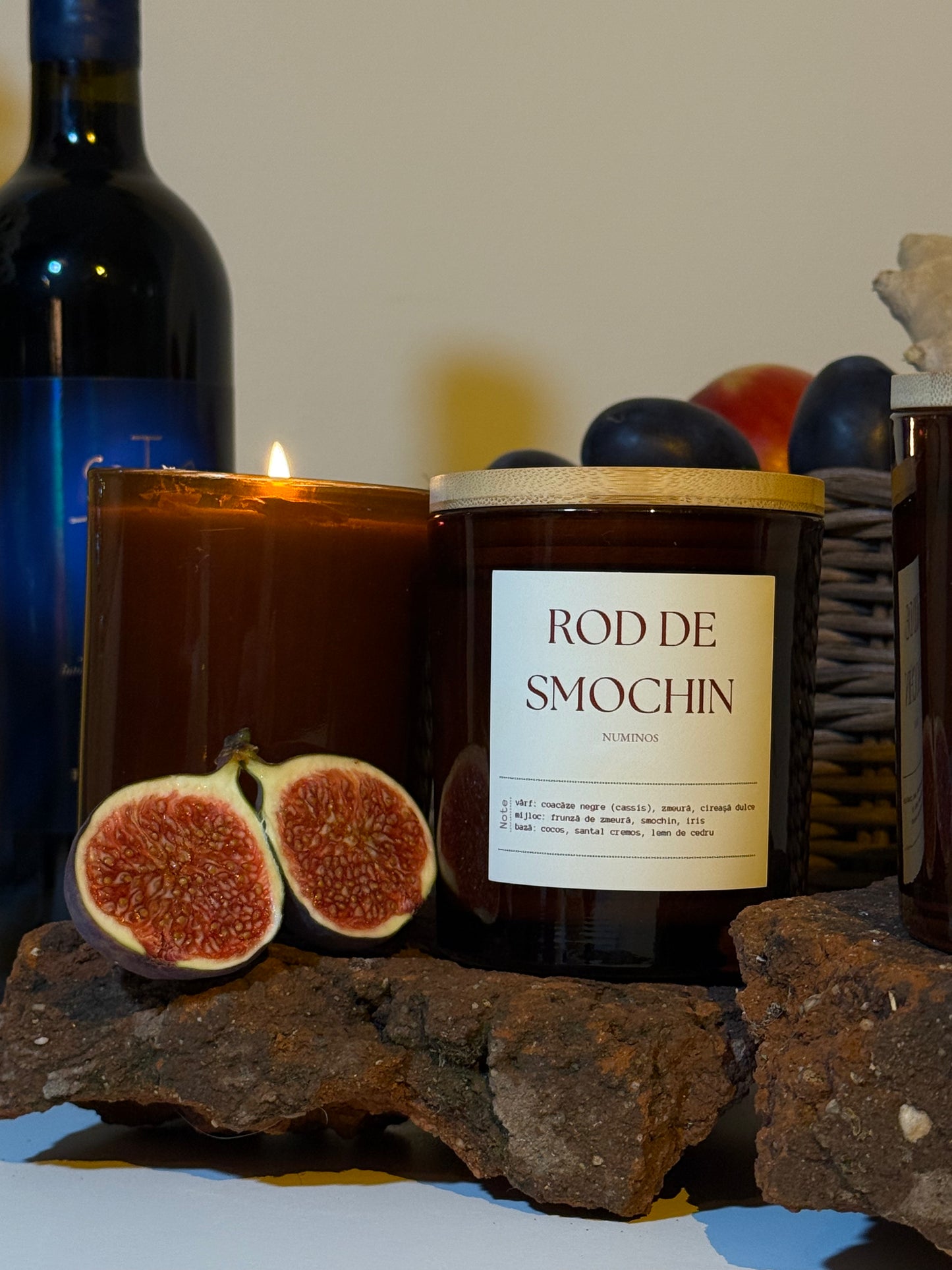 Rod de smochin - lumânare parfumatǎ