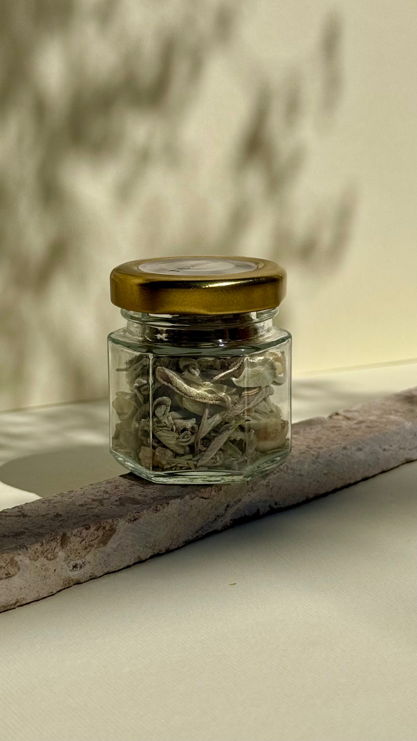 Ritual purificator - Tǎmaie şi salvie