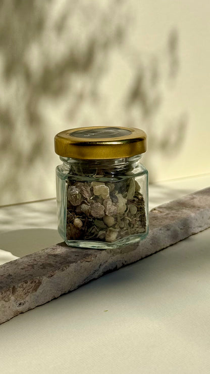 Ritual purificator - Tǎmaie şi salvie