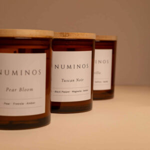 Lumânare parfumată din ceară de soia Numinos - Tuscan Noir