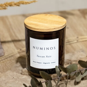 Lumânare parfumată din ceară de soia Numinos - Tuscan Noir